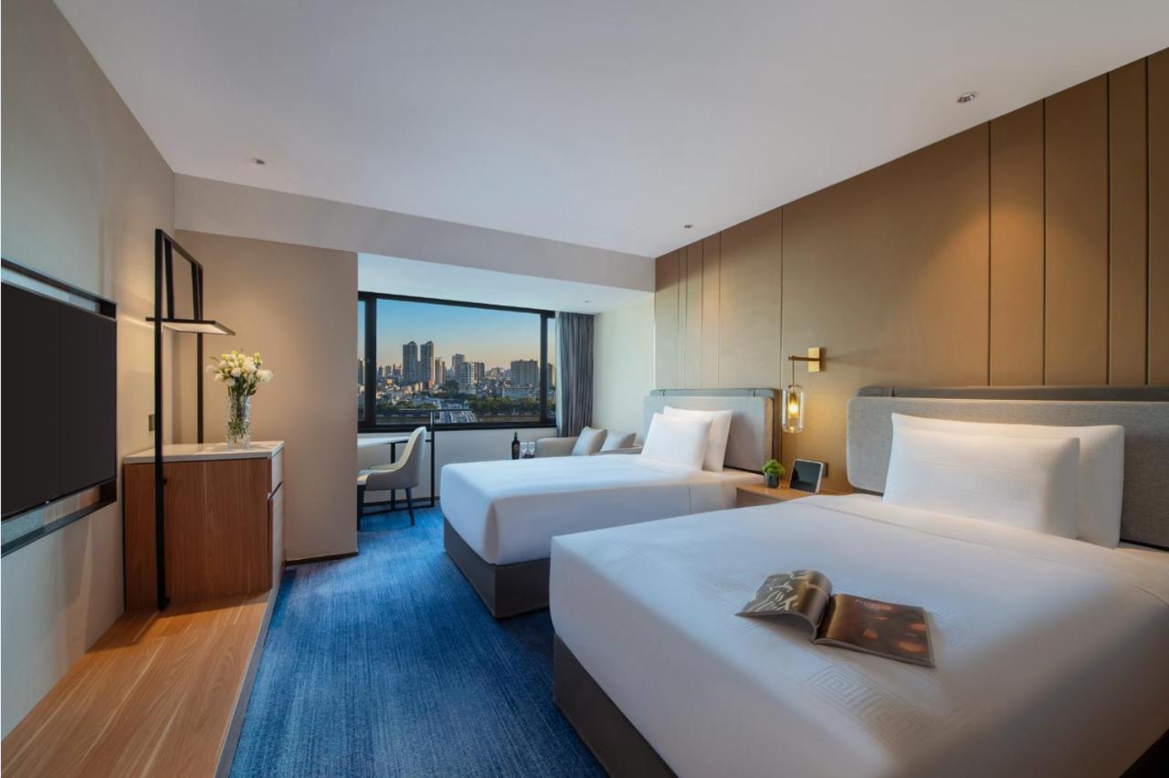 Guangzhou Hotel - Free Shuttle Bus To Exhibition Center During Canton Fair Period Extérieur photo